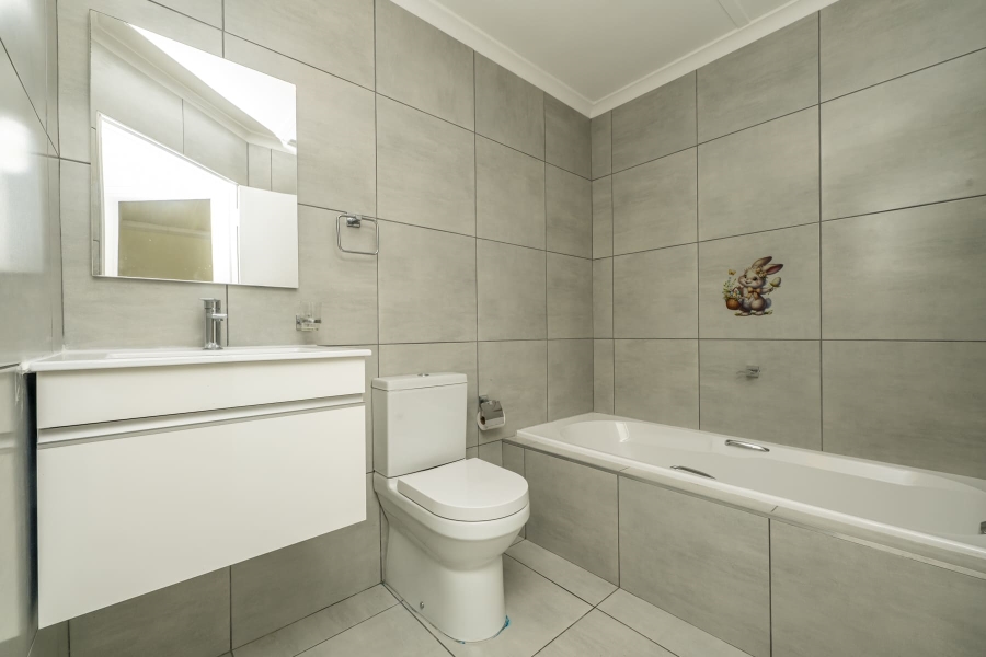 3 Bedroom Property for Sale in Protea Village Western Cape